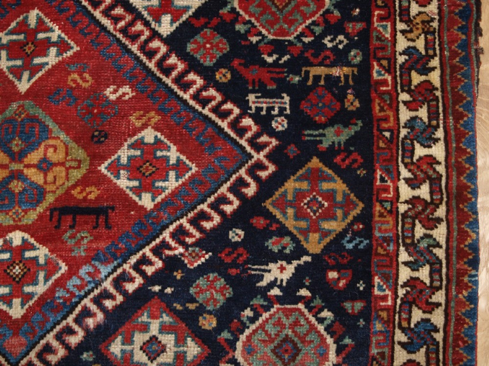 ANTIQUE COMPLETE QASHQAI KHORJIN SADDLE BAGS OF LARGE SIZE WITH PLAIN WEAVE BACK, CIRCA 1900. View VII