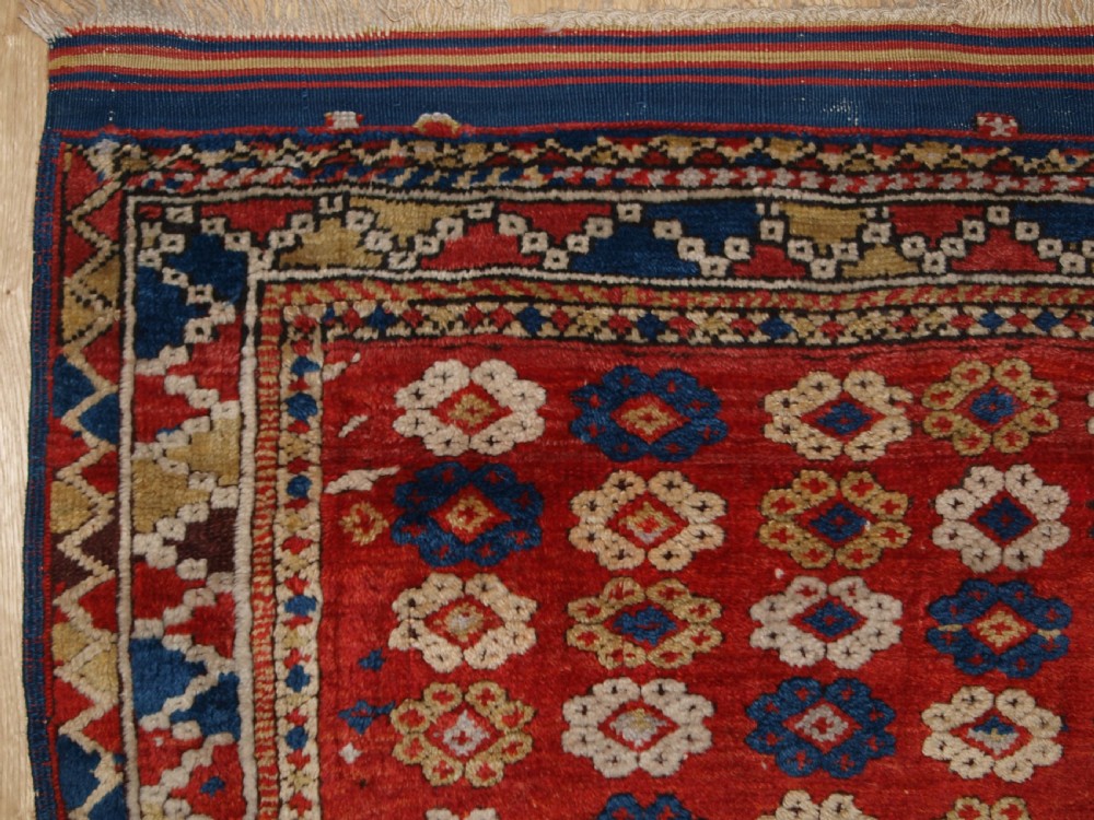 ANTIQUE TURKISH BERGAMA RUG, ALL OVER FLORAL DESIGN, 2ND HALF 19TH CENTURY. View II