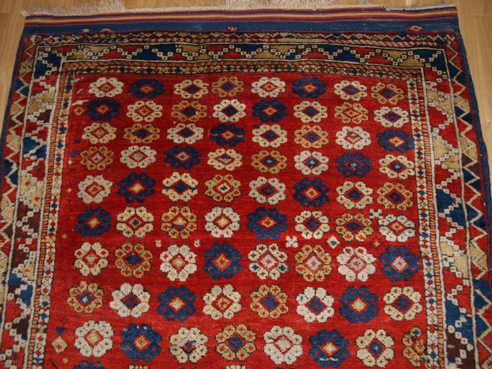 ANTIQUE TURKISH BERGAMA RUG, ALL OVER FLORAL DESIGN, 2ND HALF 19TH CENTURY. View V
