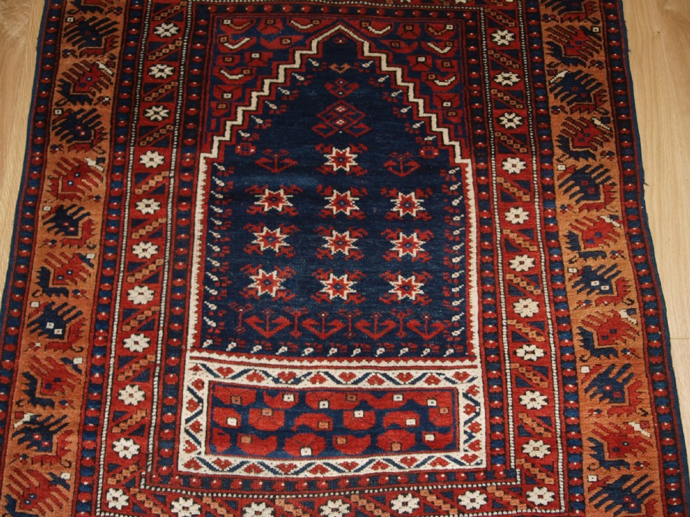 ANTIQUE TURKISH PRAYER RUG, BERGAMA REGION, POSSIBLY YAGCEBEDIR, LATE 19TH CENTURY.  View V