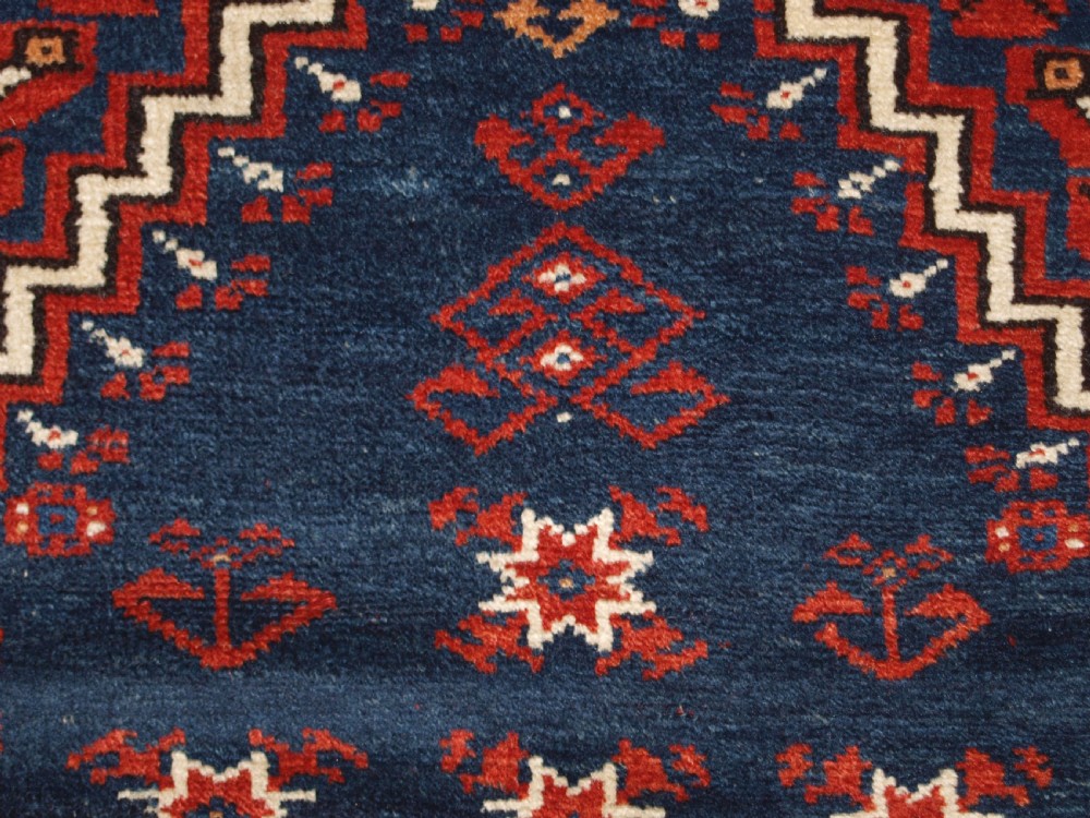 ANTIQUE TURKISH PRAYER RUG, BERGAMA REGION, POSSIBLY YAGCEBEDIR, LATE 19TH CENTURY.  View XI
