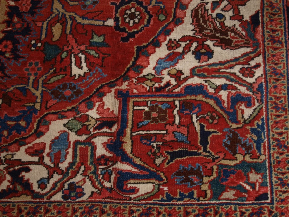 ANTIQUE PERSIAN HERIZ CARPET, SOFT TERRACOTTA RED FIELD, EXCELLENT CONDITION, CIRCA 1900/20. View IX