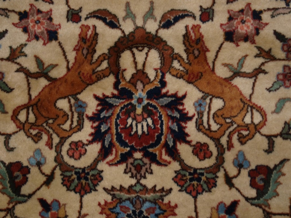 OLD PERSIAN TABRIZ CARPET WITH CLASSIC HUNTING DESIGN, EXCELLENT CONDITION, CIRCA 1920. View VII