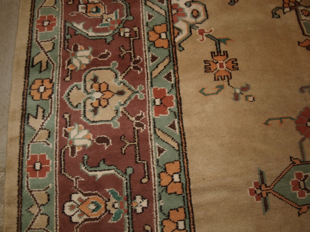 OLD TURKISH OUSHAK DESIGN CARPET, LARGE SIZE AND SOFT COLOURS, CIRCA 1920. View III