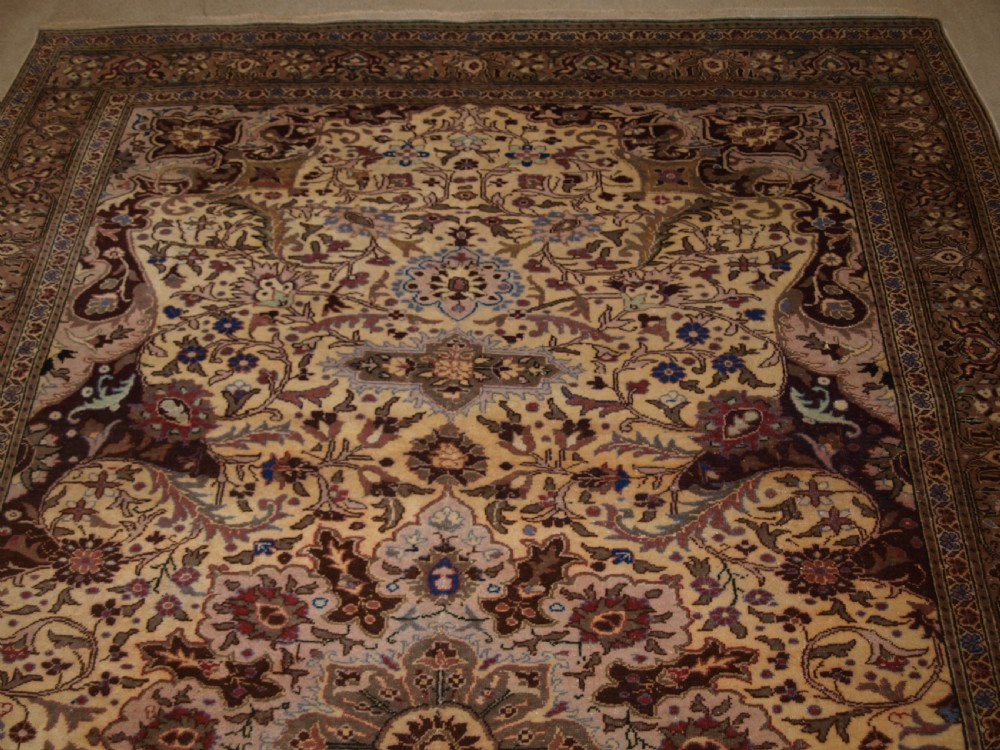 OLD TURKISH KAYSERI CARPET, SOFT COLOURS AND GOOD CONDITION, CIRCA 1920. View IV