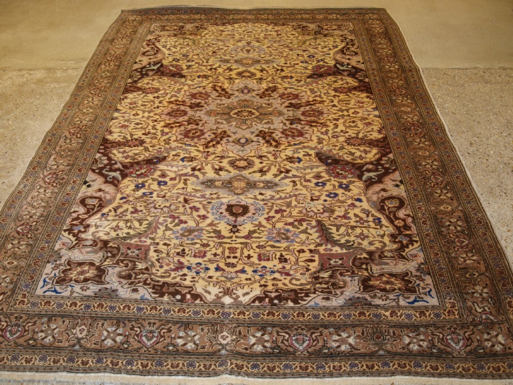 OLD TURKISH KAYSERI CARPET, SOFT COLOURS AND GOOD CONDITION, CIRCA 1920. View XI