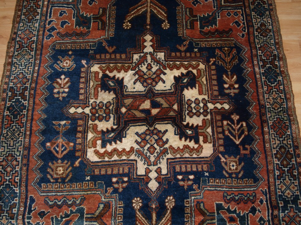 ANTIQUE RUG BY THE LURI TRIBE, SMALL TRIBAL RUG, CIRCA 1900. View V