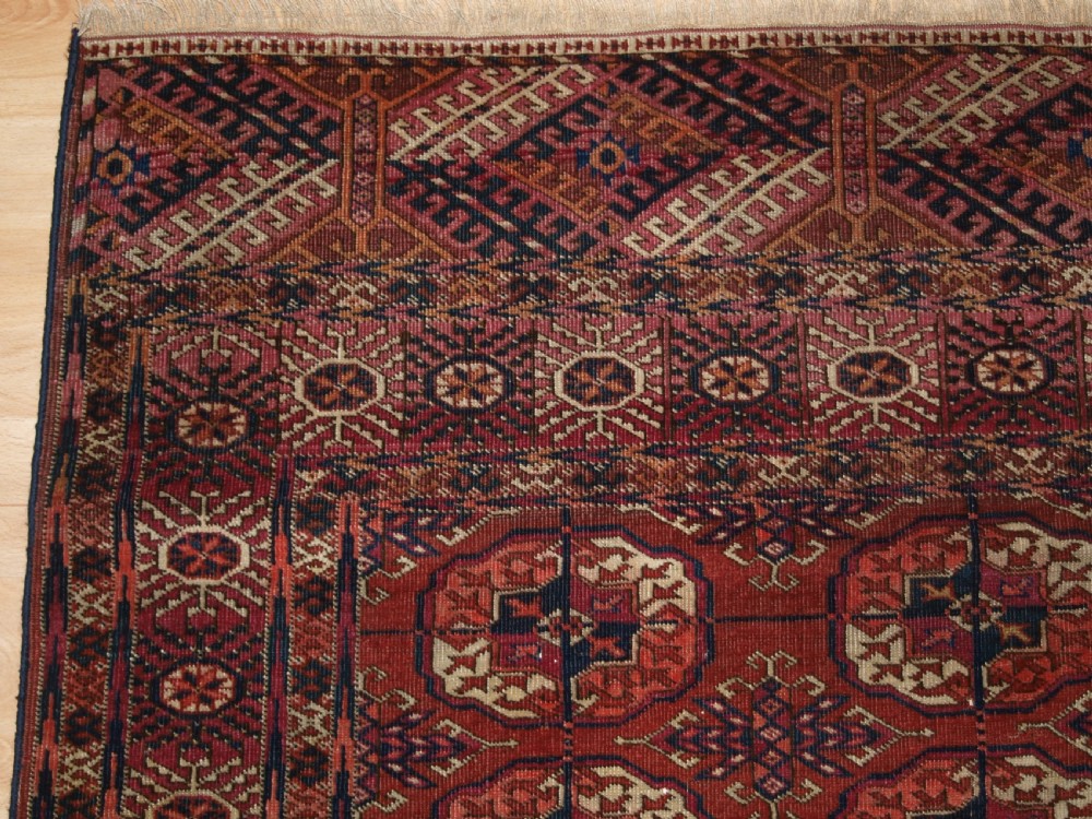 ANTIQUE TEKKE TURKMEN RUG OF SMALL SIZE, GOOD COLOUR, LATE 19TH CENTURY. View III