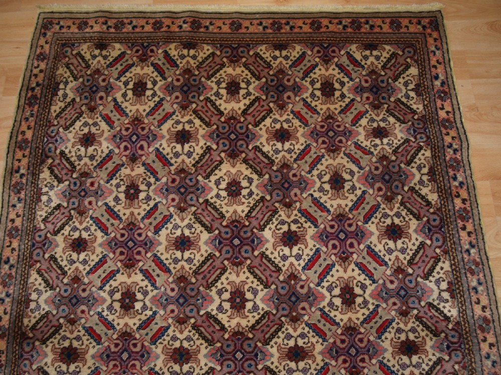 OLD TURKISH KAYSERI RUG WITH LATTICE DESIGN, FINE WEAVE AND SOFT COLOUR, CIRCA 1920. View IV