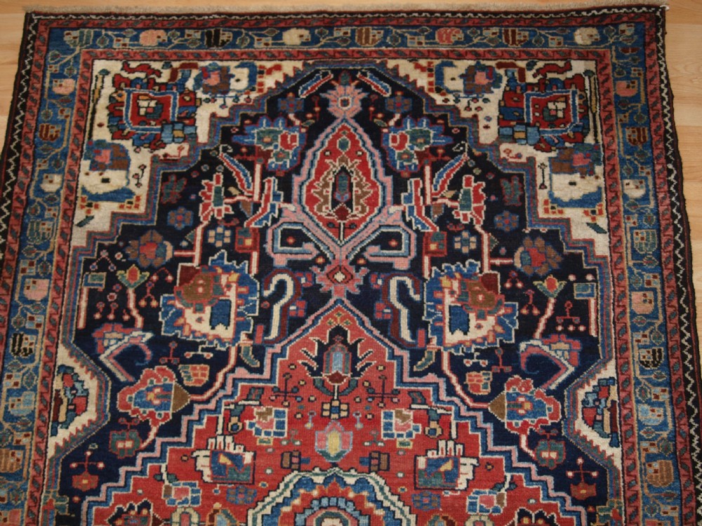 ANTIQUE NORTH WEST PERSIAN JOZAN VILLAGE RUG, SUPERB CONDITION, CIRCA 1920. View IV