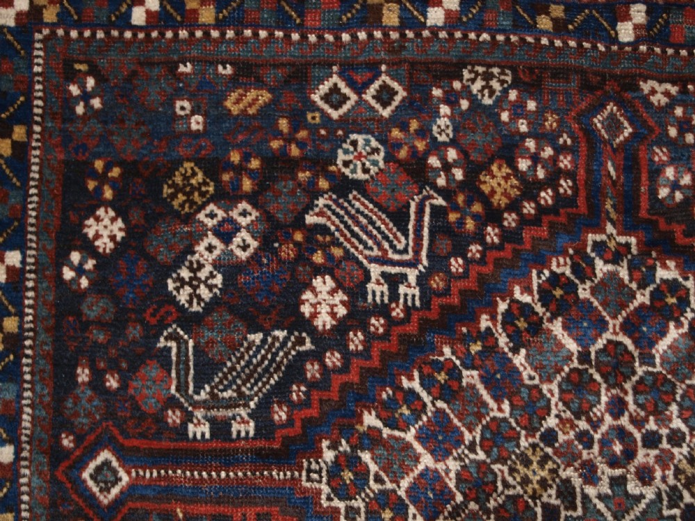 ANTIQUE SOUTH WEST PERSIAN TRIBAL KHAMSEH RUG, TRIPLE MEDALLION, CIRCA 1900. View VIII