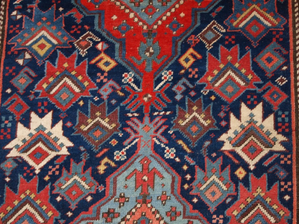 ANTIQUE SOUTH CAUCASIAN RUNNER WITH OUTSTANDING COLOUR AND DESIGN, LATE 19TH CENTURY. View X