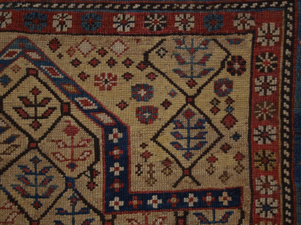 ANTIQUE CAUCASIAN DAGESTAN PRAYER RUG, YELLOW GROUND LATTICE DESIGN, 2ND HALF 19TH CENTURY. View VII