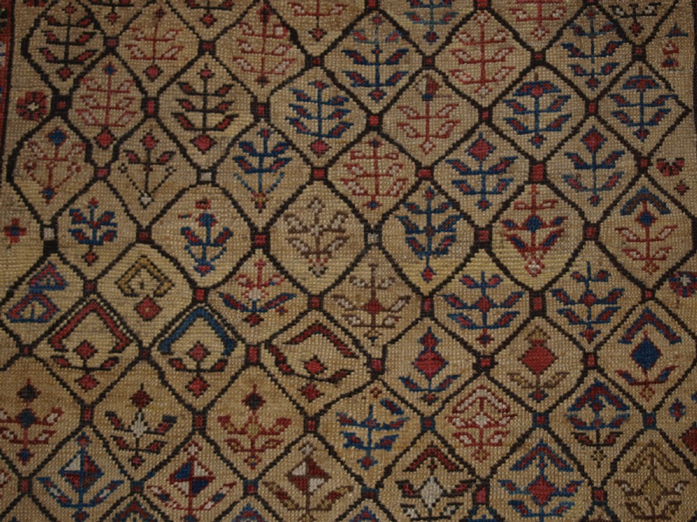 ANTIQUE CAUCASIAN DAGESTAN PRAYER RUG, YELLOW GROUND LATTICE DESIGN, 2ND HALF 19TH CENTURY. View X