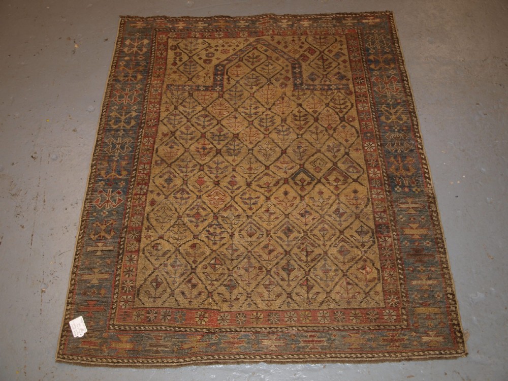 ANTIQUE CAUCASIAN DAGESTAN PRAYER RUG, YELLOW GROUND LATTICE DESIGN, 2ND HALF 19TH CENTURY. View XV