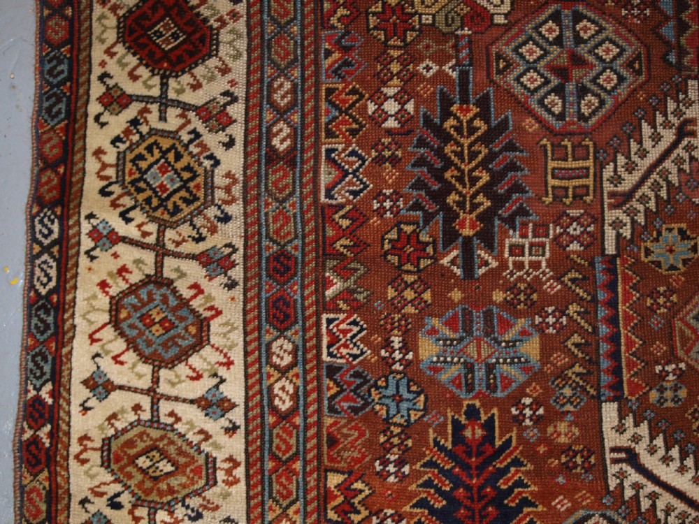 ANTIQUE TRIBAL SHEKARLU QASHQAI RUG OF CLASSIC DESIGN, CIRCA 1880. View III