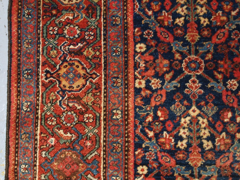 ANTIQUE PERSIAN FARAGHAN RUG WITH SHRUB DESIGN, FULL PILE WITH GREAT COLOUR. CIRCA 1900. View III