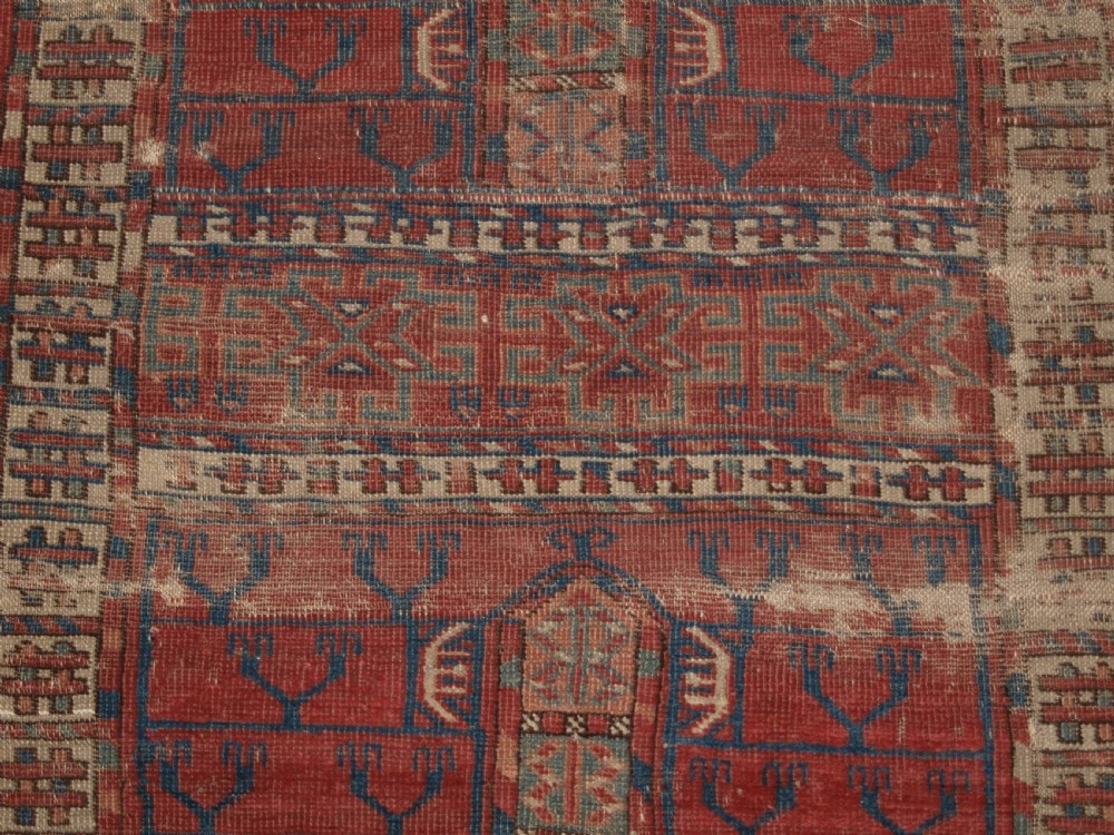 ANTIQUE TEKKE TURKMEN ENSI DOOR HANGING OF EARLY FORM, 1ST HALF 19TH CENTURY. View X