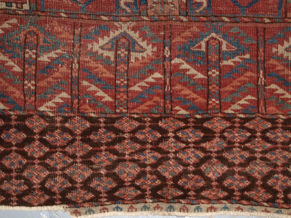 ANTIQUE TEKKE TURKMEN ENSI DOOR HANGING OF EARLY FORM, 1ST HALF 19TH CENTURY. View XI