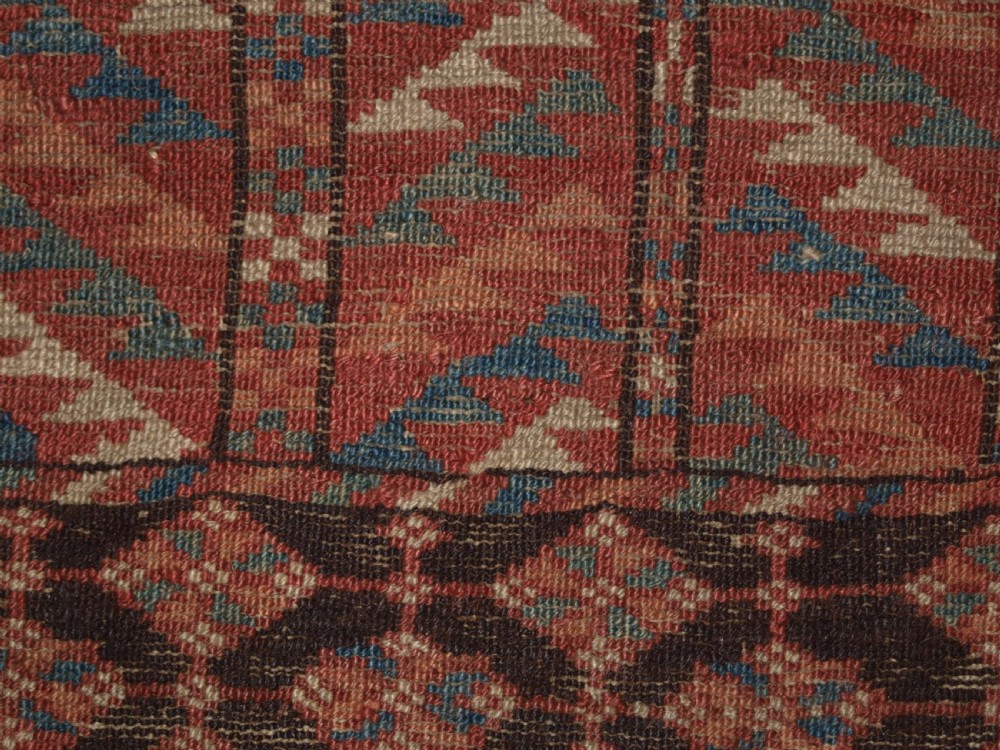 ANTIQUE TEKKE TURKMEN ENSI DOOR HANGING OF EARLY FORM, 1ST HALF 19TH CENTURY. View XIV