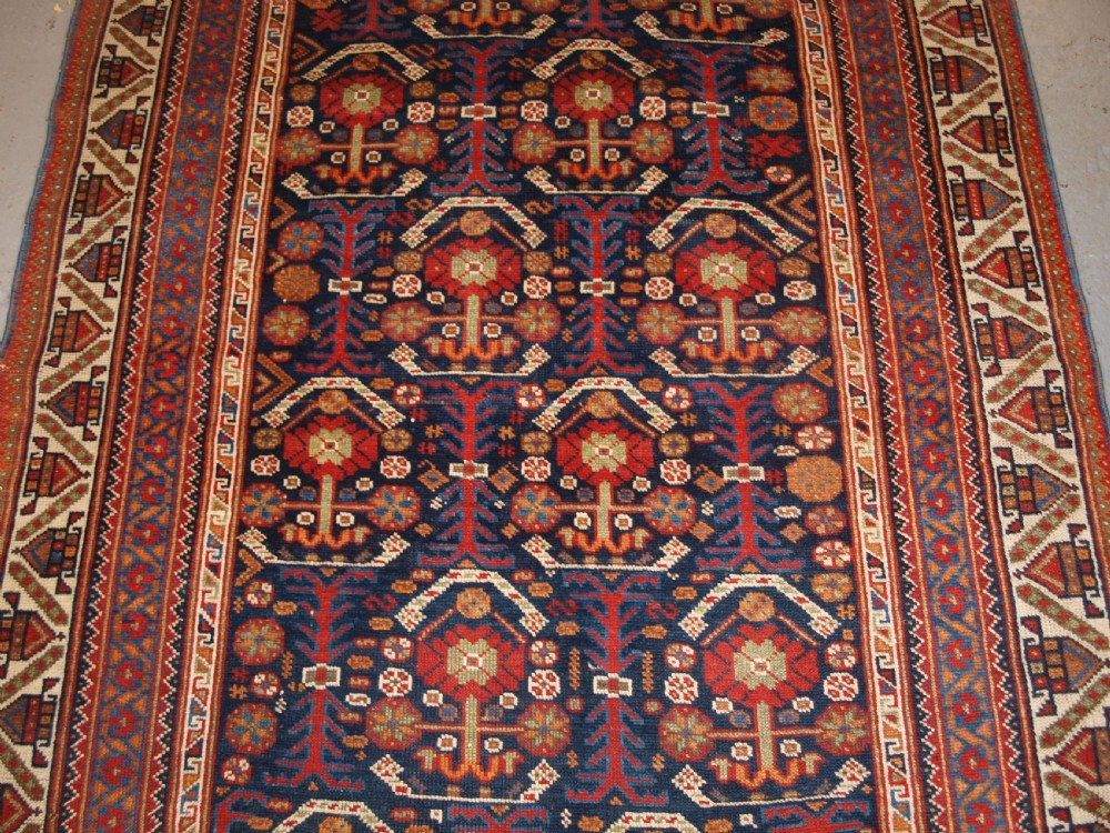 ANTIQUE AFSHAR RUG WITH REPEAT LARGE BOTEH DESIGN, CIRCA 1900/20. View V