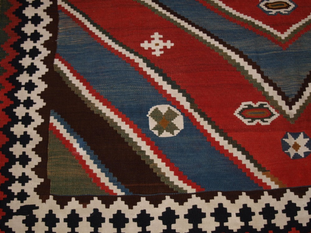 ANTIQUE QASHQAI KILIM, BOLD GRAPHIC DESIGN, GREAT COLOUR, LATE 19TH CENTURY. View XIV