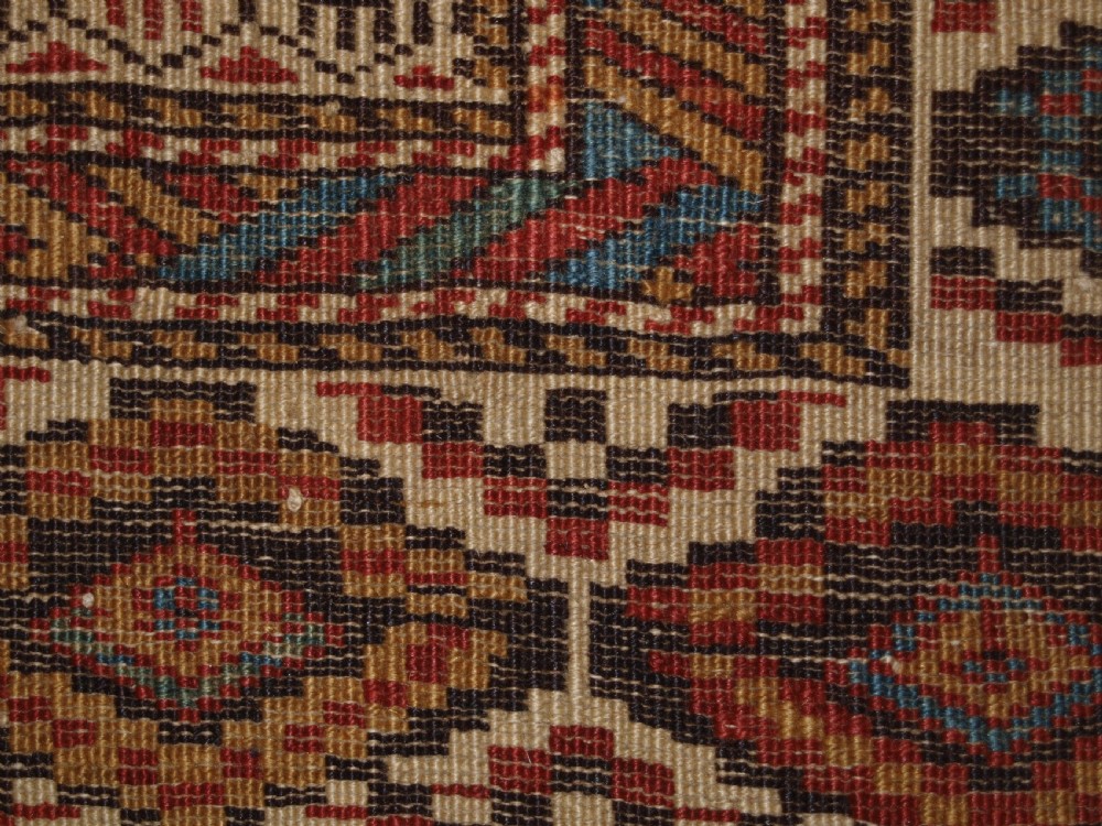 ANTIQUE CAUCASIAN SHIRVAN RUG WITH LATTICE DESIGN FILLED WITH TULIPS, LATE 19TH CENTURY. View IX