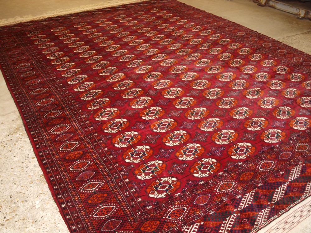 OLD TEKKE TURKMEN CARPET OF LARGE SIZE, PERFECT CONDITION, CIRCA 1930.
