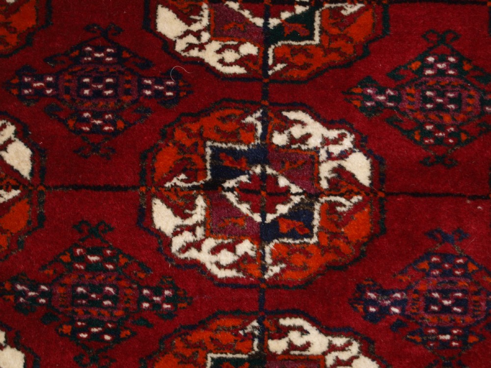 OLD TEKKE TURKMEN CARPET OF LARGE SIZE, PERFECT CONDITION, CIRCA 1930. View X