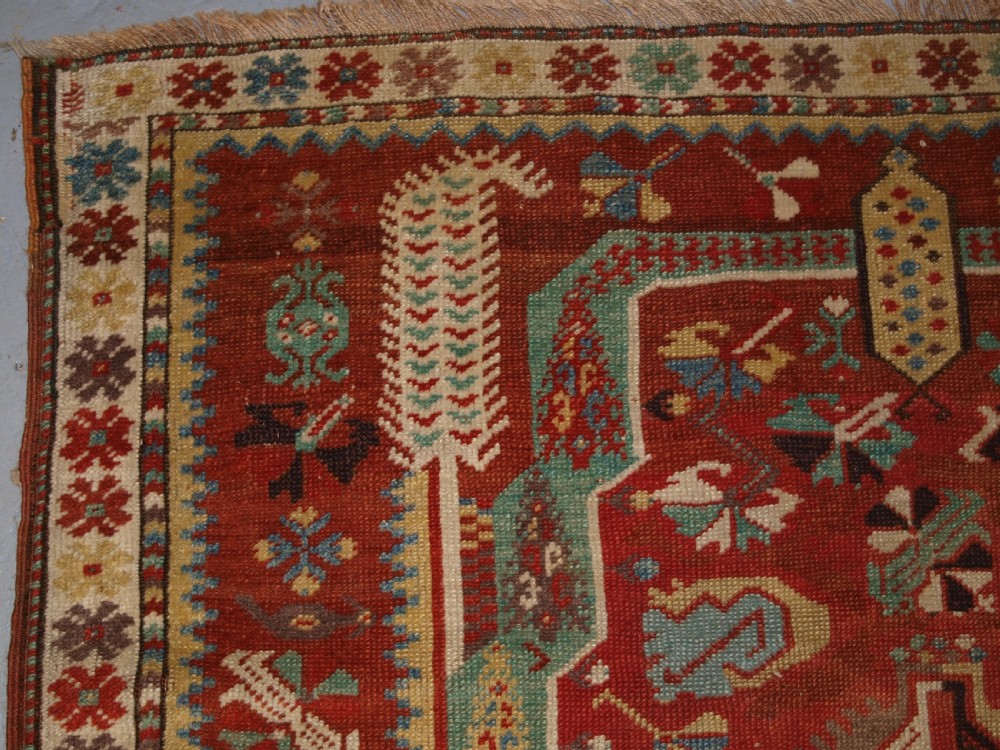 ANTIQUE TURKISH MILAS PRAYER RUG, WONDERFUL EARLY EXAMPLE, 2ND HALF 19TH CENTURY. View II