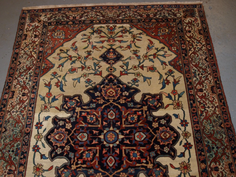 ANTIQUE PERSIAN SAROUK RUG, FLORAL DESIGN, FINE WEAVE, CIRCA 1900. View IV