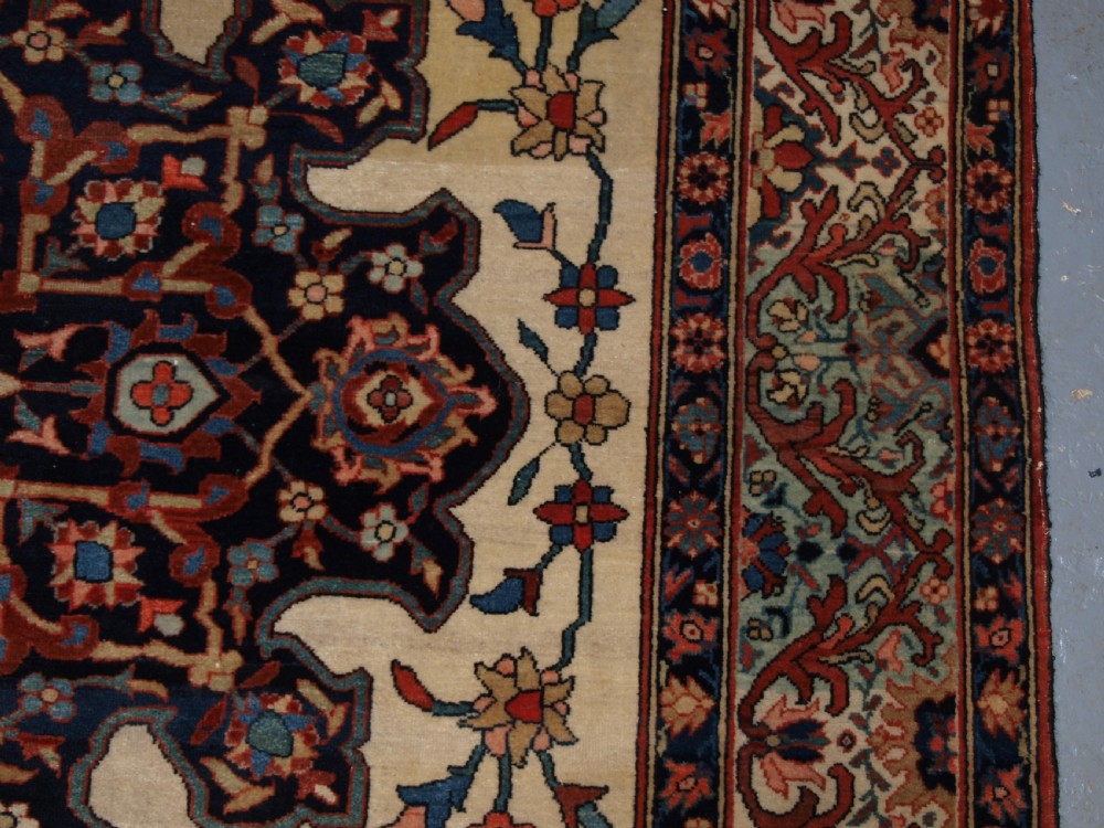 ANTIQUE PERSIAN SAROUK RUG, FLORAL DESIGN, FINE WEAVE, CIRCA 1900. View X