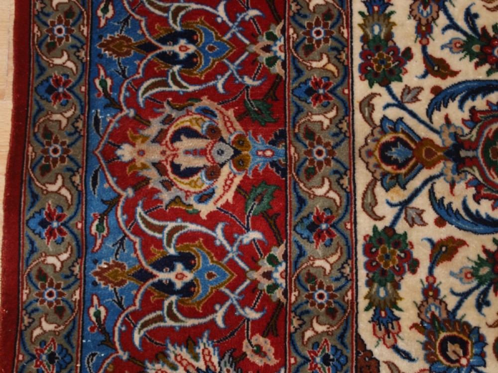 OLD ISFAHAN RUG, VERY FINE WITH SILK FOUNDATION, CIRCA 1920/30 View IV