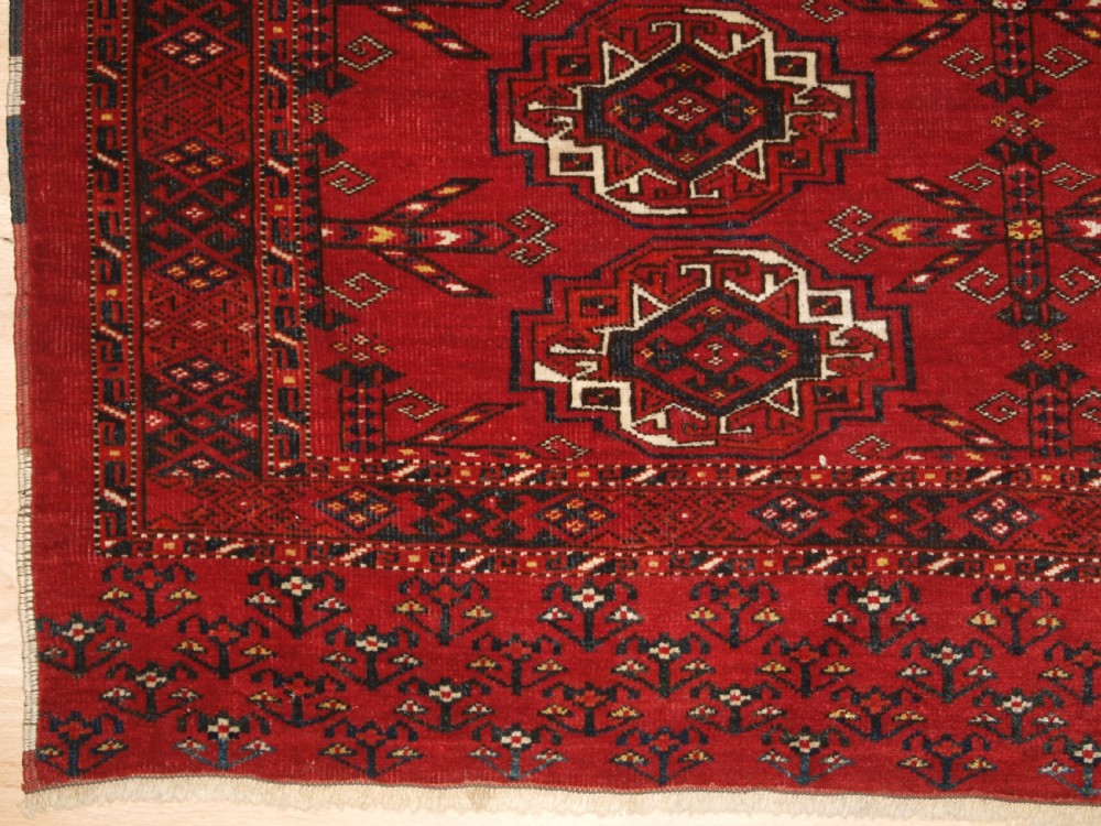 ANTIQUE KIZIL AYAK ERSARI TURKMEN 12 GUL CHUVAL, CIRCA 1900. View III