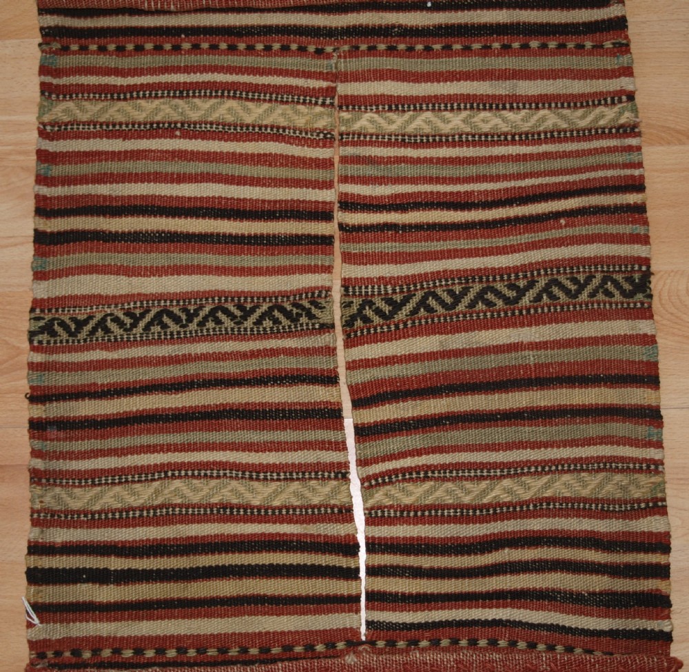 ANTIQUE COMPLETE TURKISH BERGAMA REGION HEYBE SADDLE BAG, OUTSTANDING CONDITION, CIRCA 1900. View III