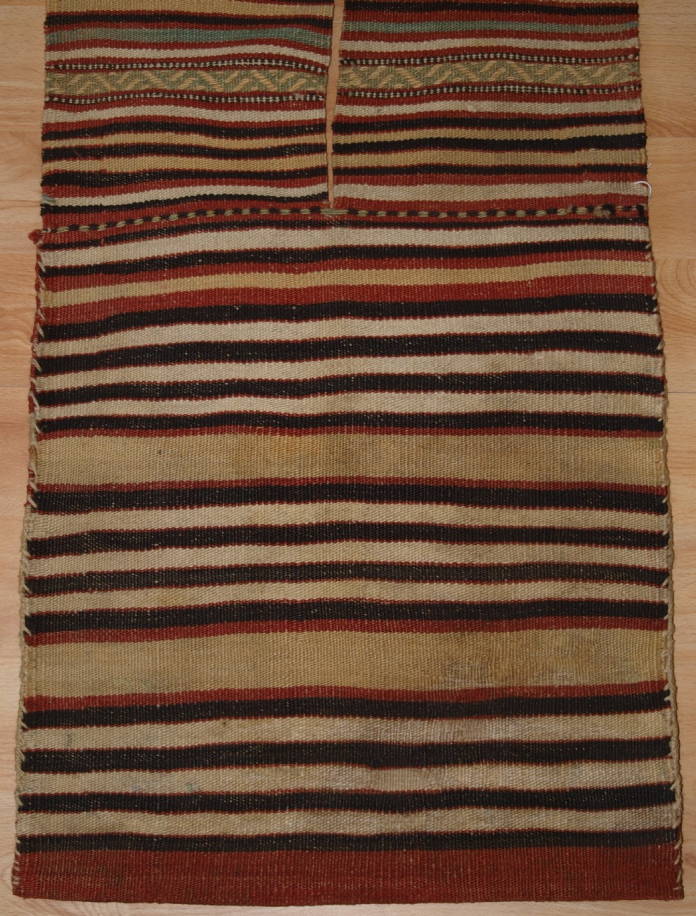 ANTIQUE COMPLETE TURKISH BERGAMA REGION HEYBE SADDLE BAG, OUTSTANDING CONDITION, CIRCA 1900. View IX