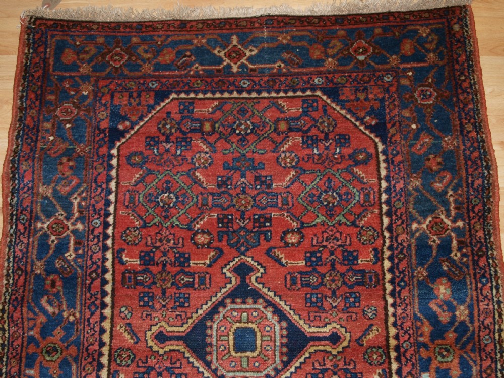 OLD VILLAGE RUG, HAMADAN REGION, SMALL SIZE, CIRCA 1920. View II