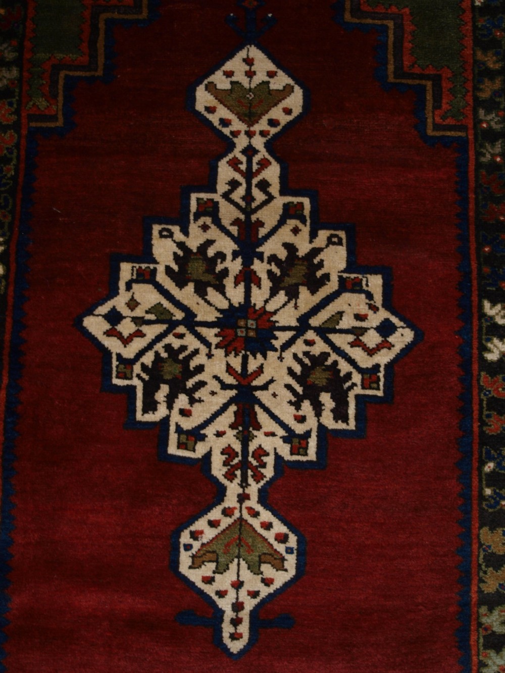 ANTIQUE TURKISH PRAYER RUG, ISIKLAR VILLAGE, KONYA REGION, CIRCA 1900. View VII