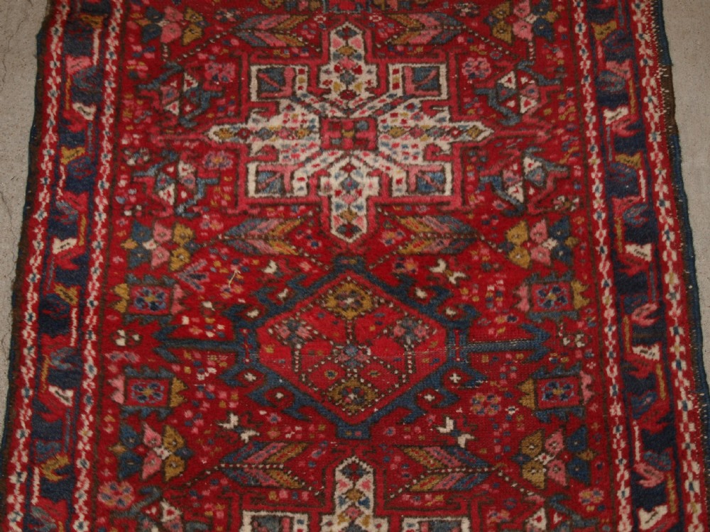 OLD KARAJA RUNNER, TRADITIONAL DESIGN, SMALL SIZE, CIRCA 1920. View III