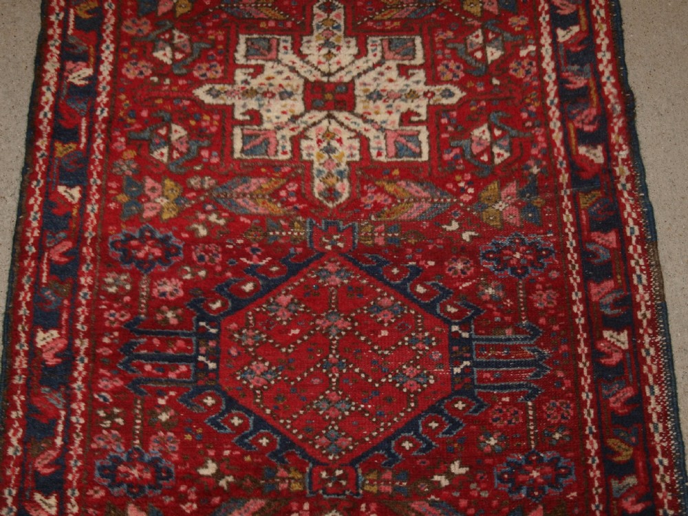 OLD KARAJA RUNNER, TRADITIONAL DESIGN, SMALL SIZE, CIRCA 1920. View IV