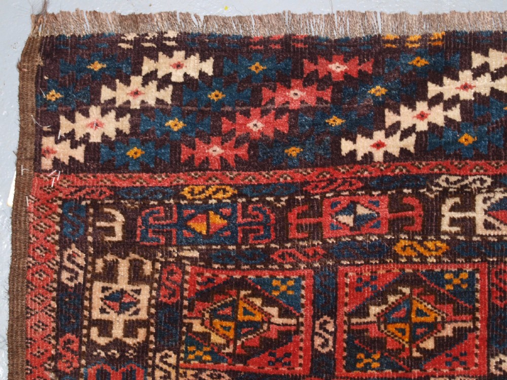 ANTIQUE CHODOR TURKMEN MAIN CARPET OF SMALL SIZE AND SCARCE DESIGN, CIRCA 1880. View III