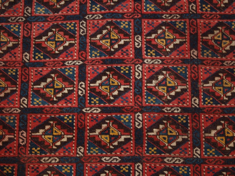 ANTIQUE CHODOR TURKMEN MAIN CARPET OF SMALL SIZE AND SCARCE DESIGN, CIRCA 1880. View IX