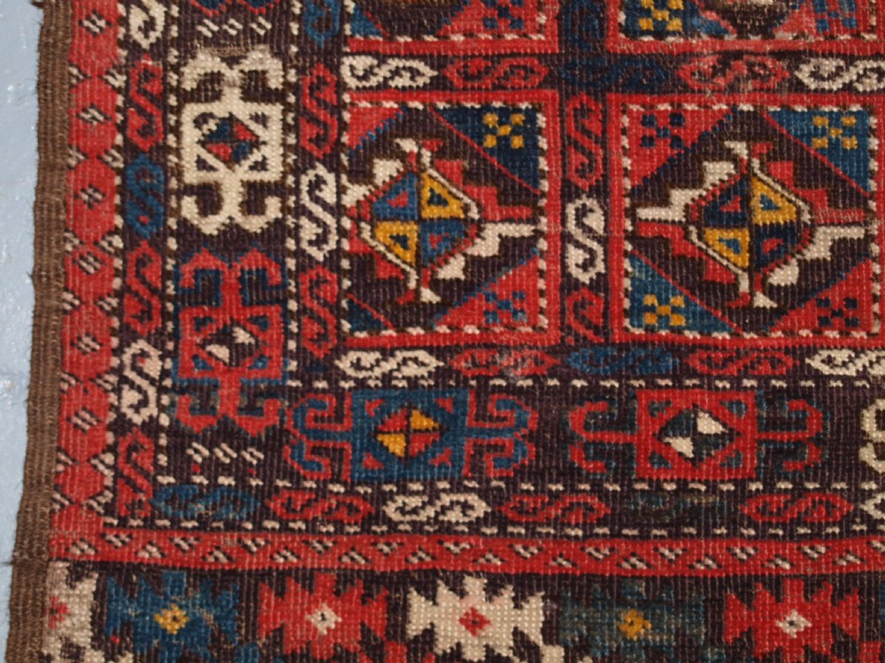 ANTIQUE CHODOR TURKMEN MAIN CARPET OF SMALL SIZE AND SCARCE DESIGN, CIRCA 1880. View XII