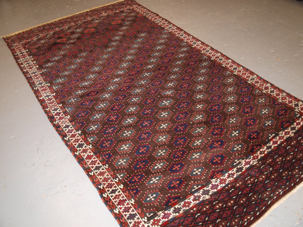 ANTIQUE YOMUT TURKMEN MAIN CARPET, UNUSUAL DESIGN, SMALL SIZE, CIRCA 1880. View III