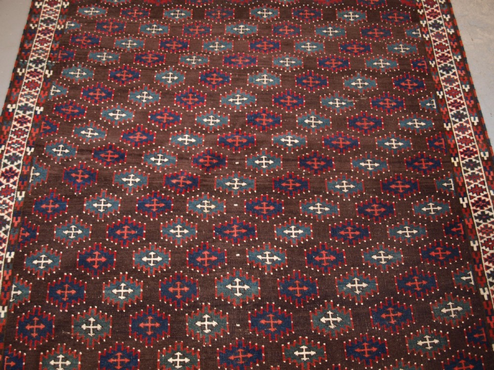 ANTIQUE YOMUT TURKMEN MAIN CARPET, UNUSUAL DESIGN, SMALL SIZE, CIRCA 1880. View VI