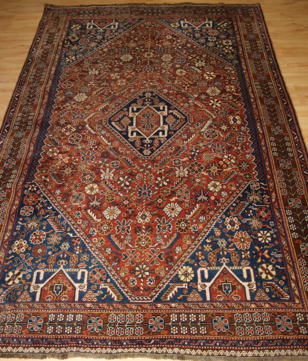 ANTIQUE QASHQAI RUG, TRIBAL DESIGN, GREAT COLOUR, CIRCA 1900.