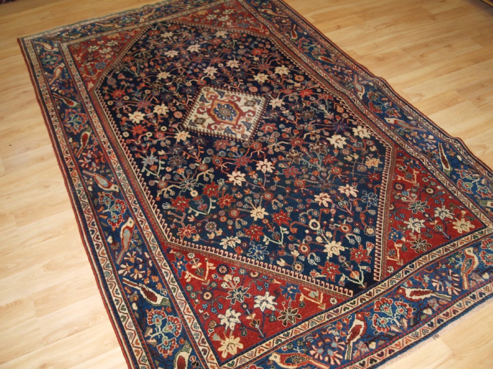 ANTIQUE QASHQAI KASHKULI RUG WITH BIRD BORDER, CIRCA 1900. View XII