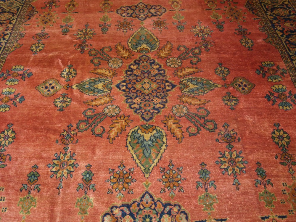 ANTIQUE PERSIAN ZIEGLER MAHAL, ROSE CORAL GROUND, SMALL MEDALLION DESIGN, LATE 19TH CENTURY. View IV