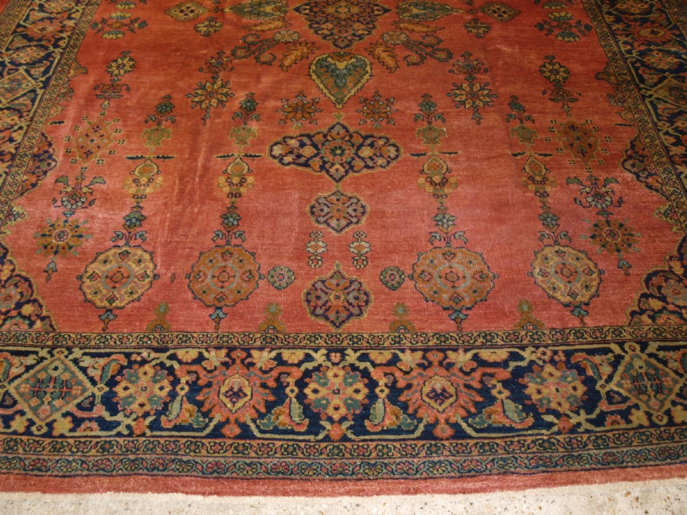 ANTIQUE PERSIAN ZIEGLER MAHAL, ROSE CORAL GROUND, SMALL MEDALLION DESIGN, LATE 19TH CENTURY. View VI