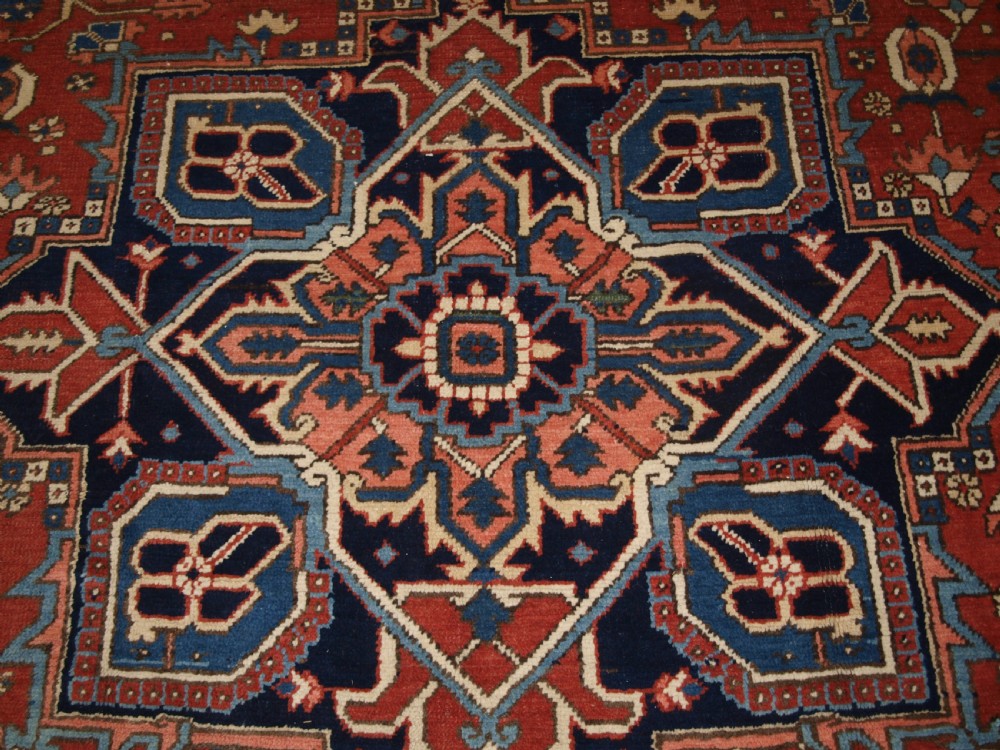 ANTIQUE PERSIAN HERIZ CARPET, SOFT RED FIELD, SUPERB CONDITION, CIRCA 1920. View VII